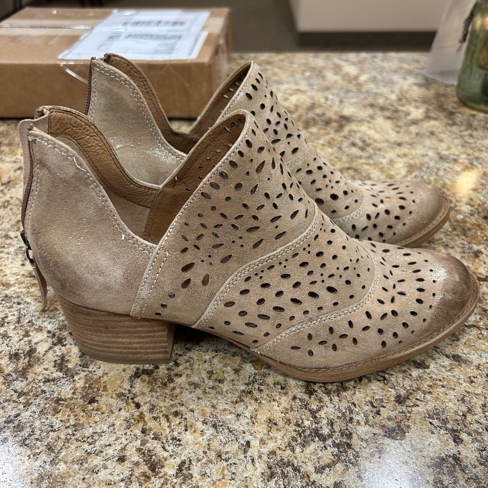 Women’s Booties. Original Price $69.95 Still has original tags.